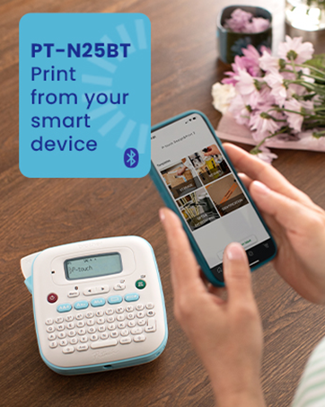 PT-N25BT labeler: Print from your smart device. Woman choosing template on smartphone