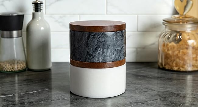 salt and pepper bowls