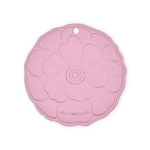 Silicone Petal Trivet in Powder Pink