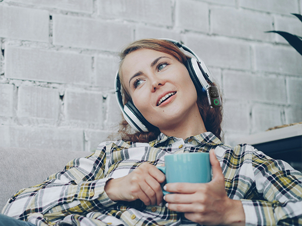 Bluetooth receiver for wired headphones