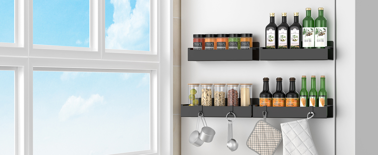 Magnetic spice rack for refrigerator