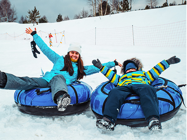 Inflatable snow tube