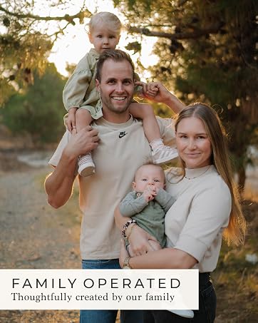 ZICOTO founders Jan and Carrie outdoors with their two young children