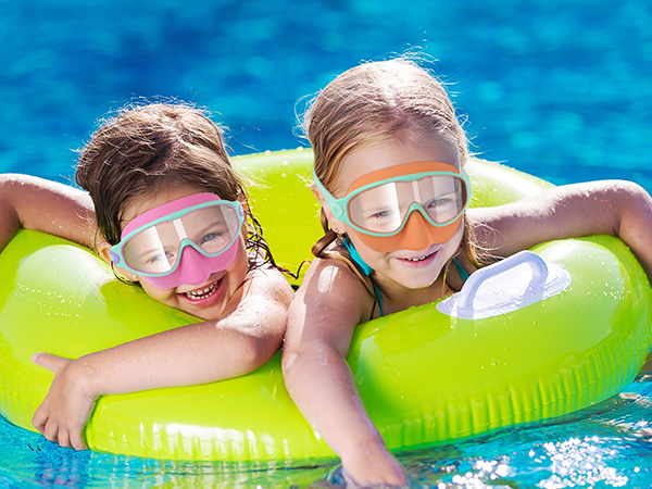 swim goggles with nose cover