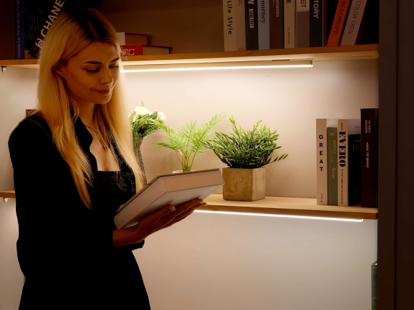 under cabinet lighting