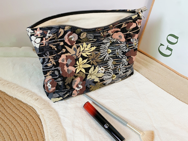 Cotton Floral Makeup Bag Summer Berries