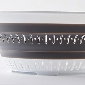 spaghetti strainer