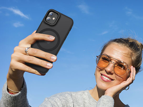 a black matte case, elegant, stylish, attractive