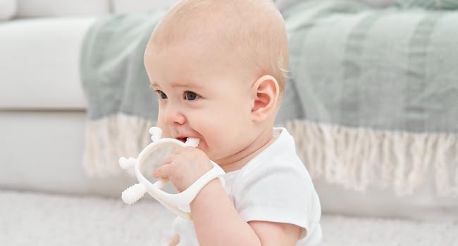 can reach to both front and back teeth for trrhing pain relief