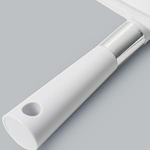 mirror with handle