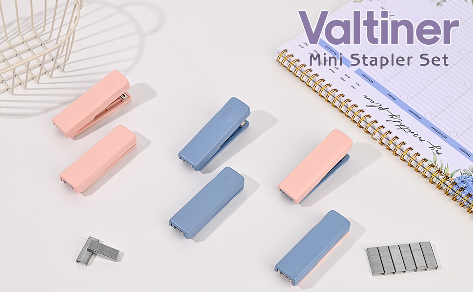 Desktop Stapler with Staples