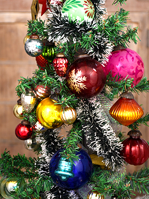 Christmas Hangings