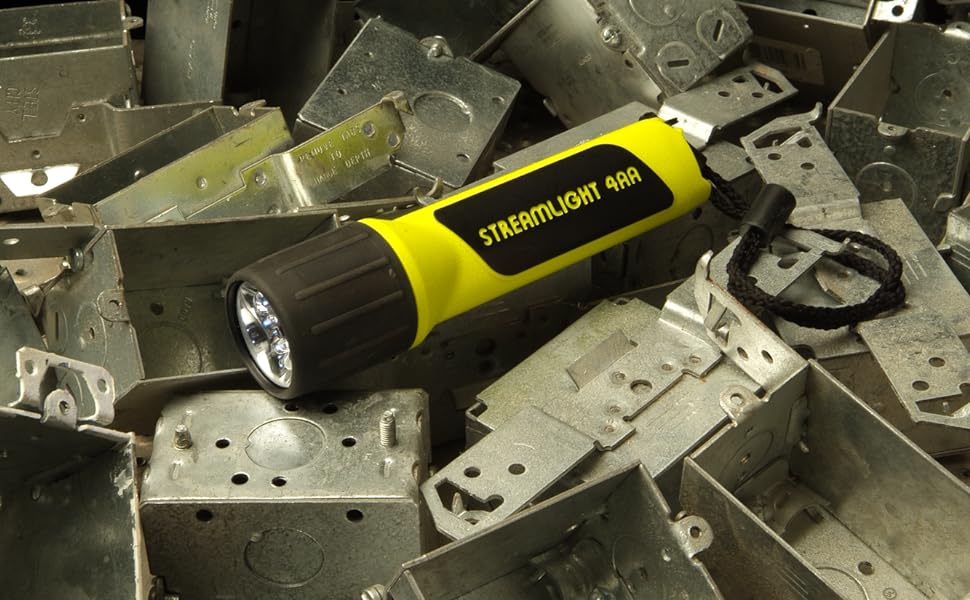 Streamlight 4AA alkaline battery powered multiple LED flashlight ProPolymer handheld illumination