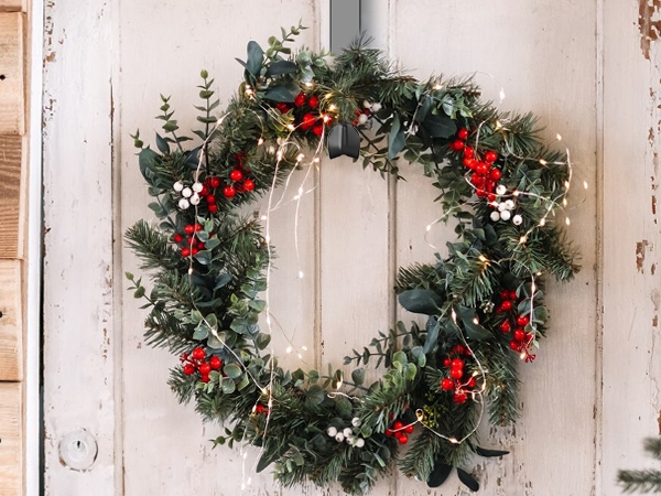 Wreath Hanger