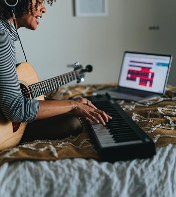 guitar hanger stand