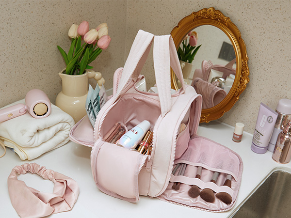 toiletry bag