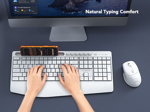 full size comfotable keyboard