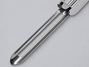 Stainless steel kitchen tongs with slim tip and smooth finish
