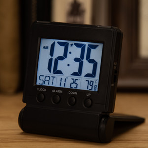 5 seconds backlight on demand