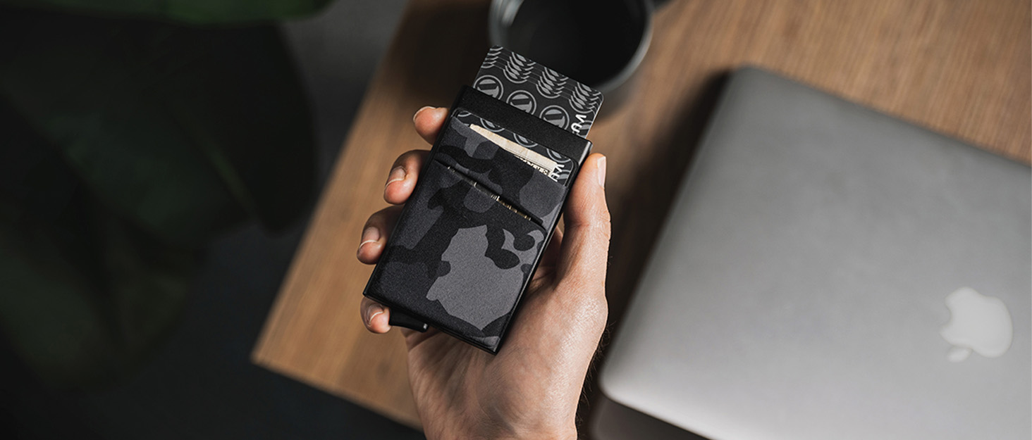 Pop up wallet
