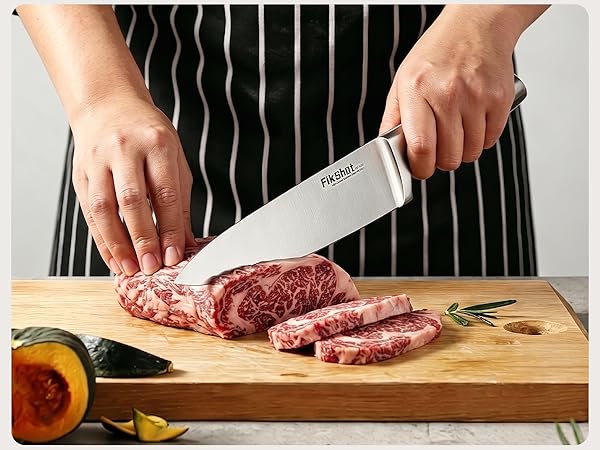 4° ultra-sharp cutting edge slices through meat effortlessly
