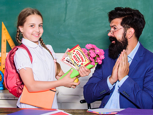 Happy moments with teacher & student are shared with thank you cards variety pack.