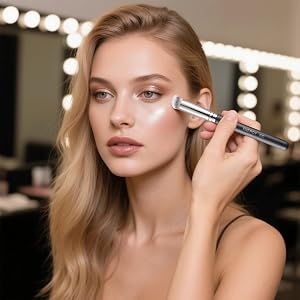 270 Concealer Brush with Cap