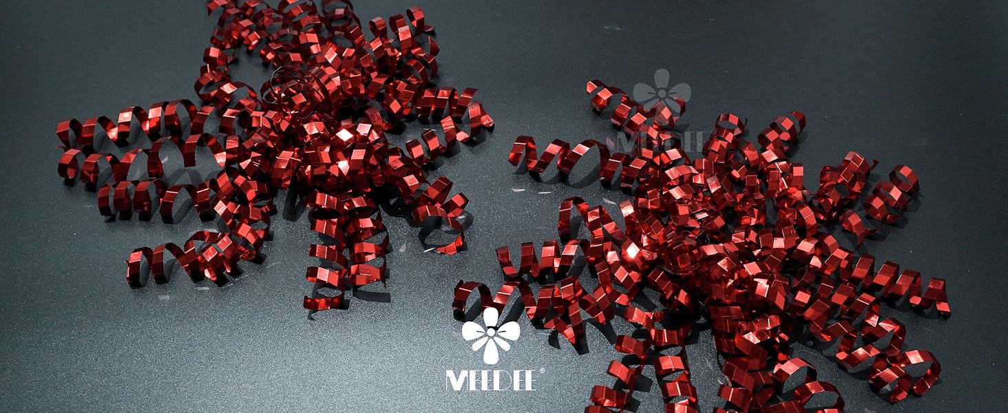 red bow