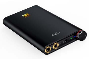 Switch to your heart's content between single-ended and balanced outputs