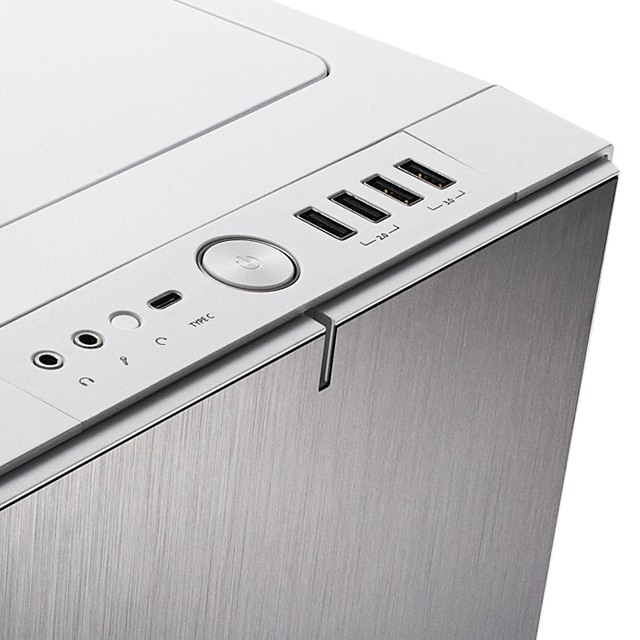 Define S2 USB TYPE-C close-up
