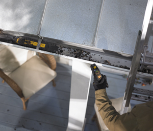 iRobot Looj 330 Gutter 