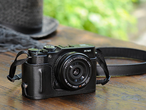 FUJIFILM X-M1