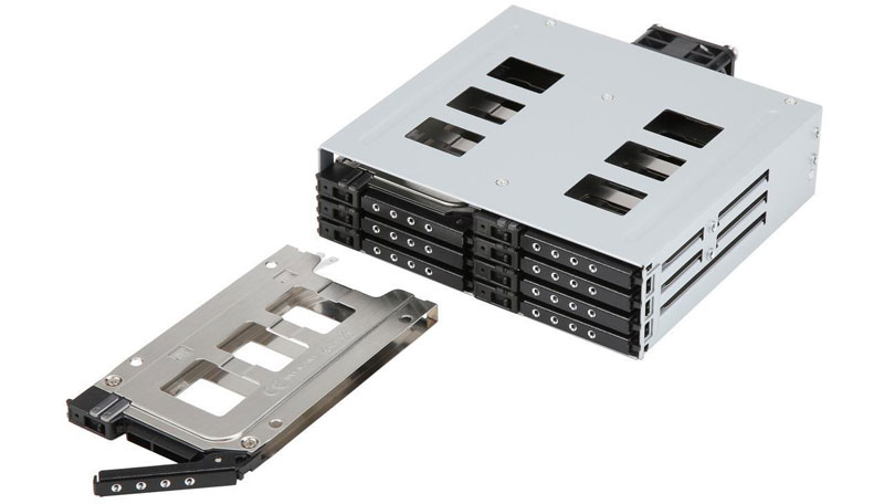 iStarUSA BPU-128DE-SS hot-swap rack with one rack removed