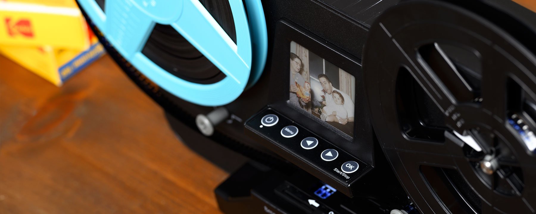 Scanner de film Magnasonic Super 8/8 mm, convertit le film en vidéo  numérique, écran vibrant de 2,3, numérise et visualise les bobines de film  Super 8/8 mm de 3, 5 et 7 (