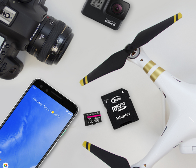 PRO V30 the memory card and mobile phone, camera used together