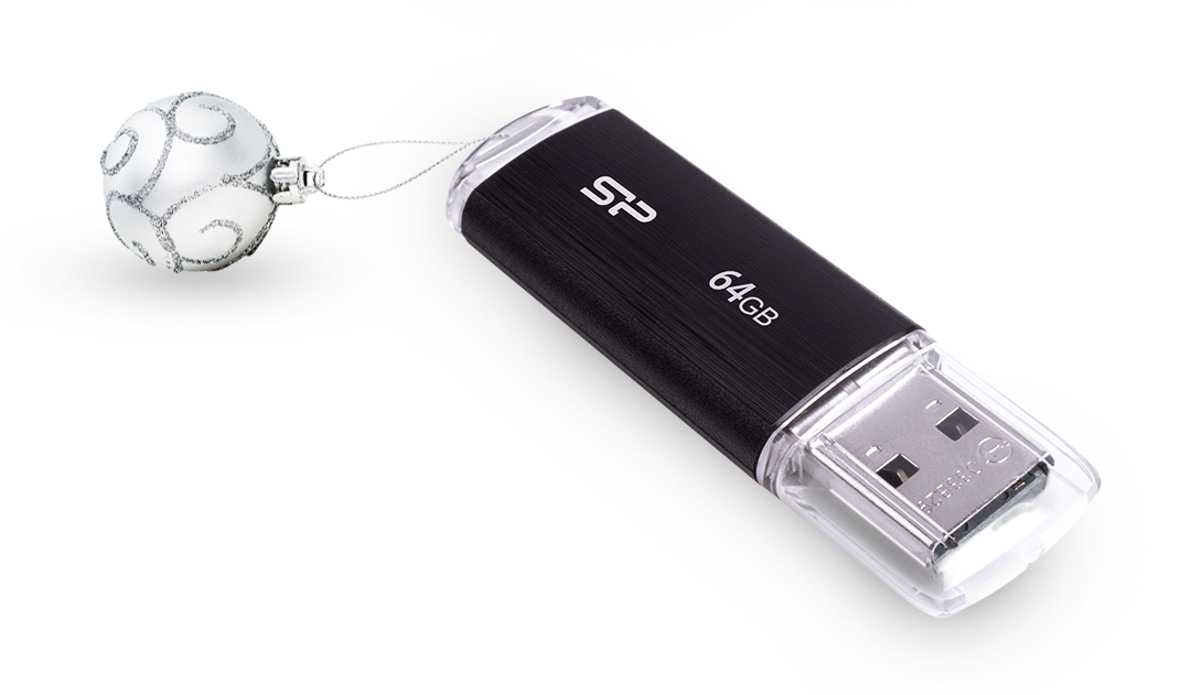 Silicon Power 64GB Flash Drive Connecting a Christmas Ornament Charm Via Its Strap-hole Design