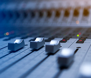 Rosewill Hi Fidelity in-ear Headphone with Microphone / Headset / Dual Drivers - EX -500