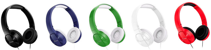 Pioneer SEMJ503 Enclosed Dynamic Foldable Headphones facing forward