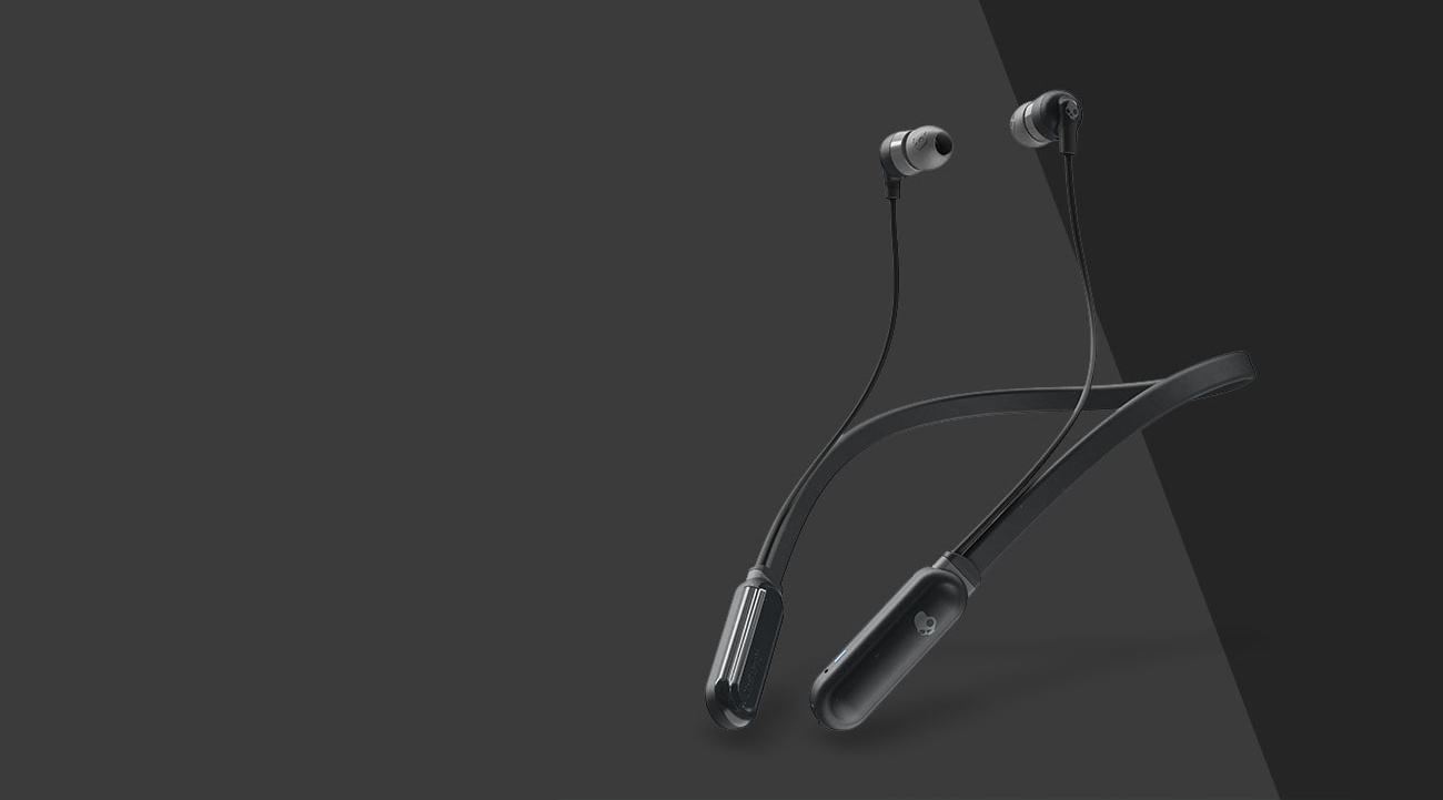 Skullcandy Headphone facing forward