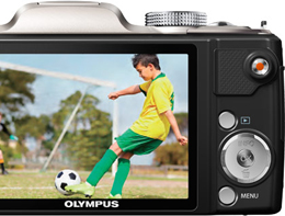 3.0” High-Resolution LCD Screen