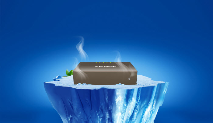 Graphic Art where Tenda TEG1005D is placed on a large piece of ice
