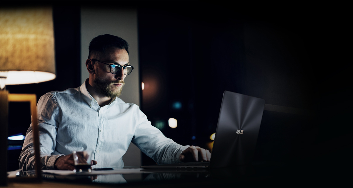 ASUS ZenBook Pro 15 UX550GE