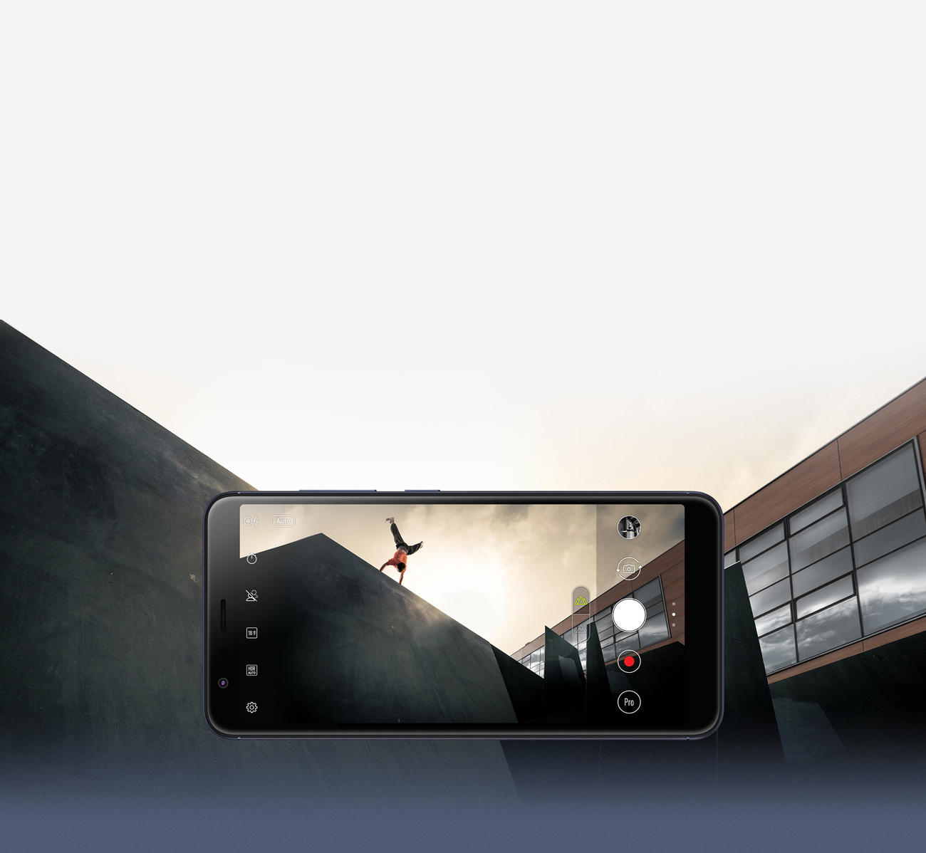 ZenFone Max Plus (M1)