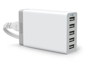 Family-Sized Desktop USB Charger