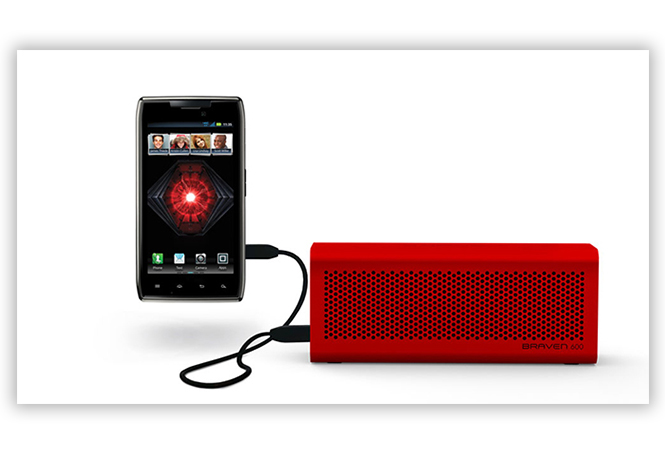 BRAVEN 600 Portable Device Charger