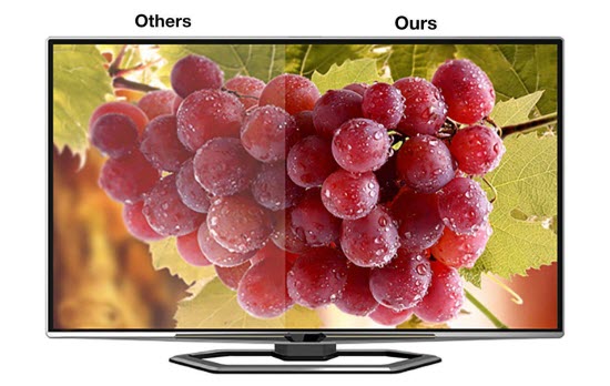 a TV displaying a grape photo to illustrate the diffenrce between high resoluiton and low resolution