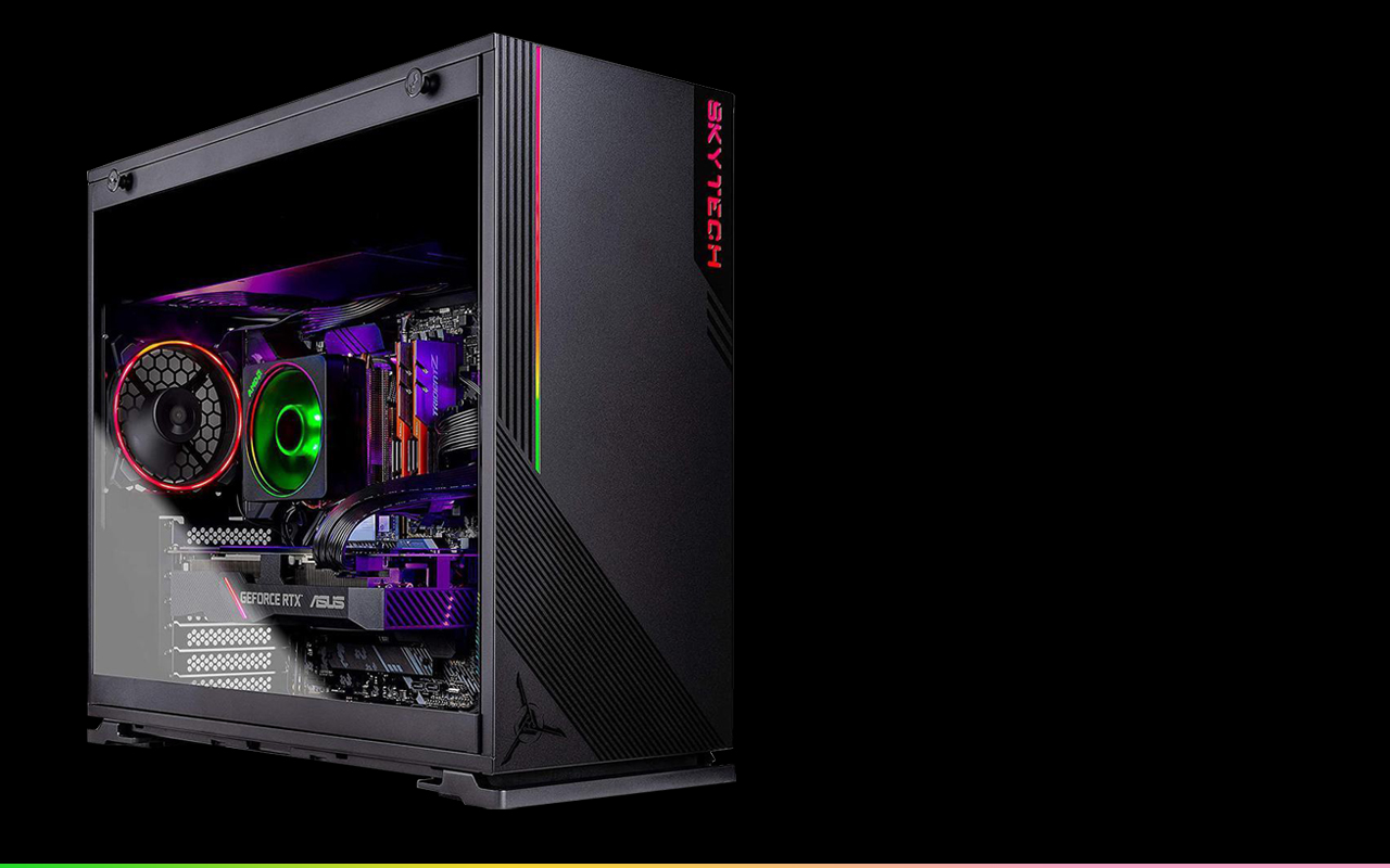 An illuminated desktop PC tilted slight to the right shows the transparant side panel and the front panel.