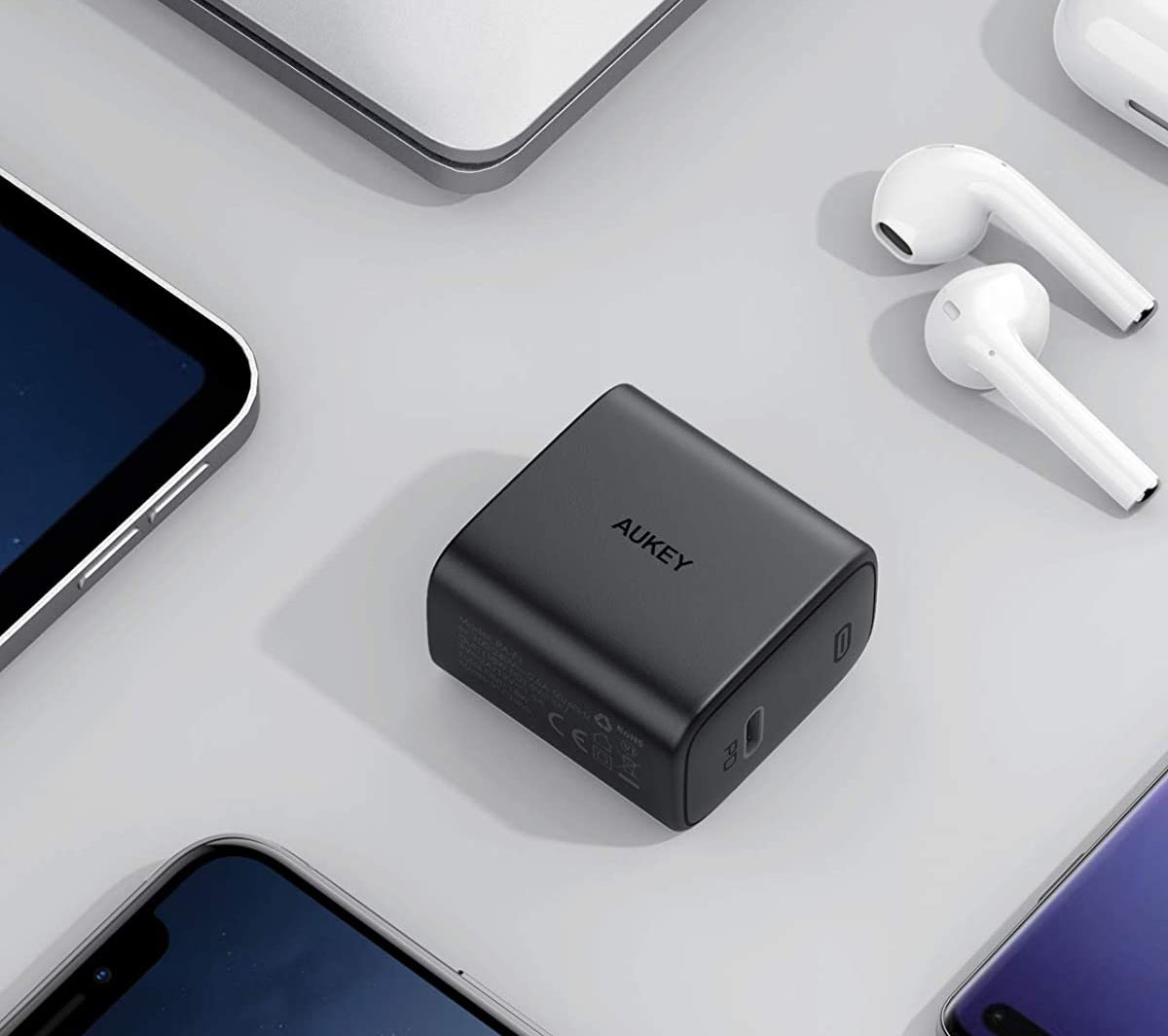 iPhone Fast Charger, Aukey PA-F1S Swift 20w USB-C Charger for