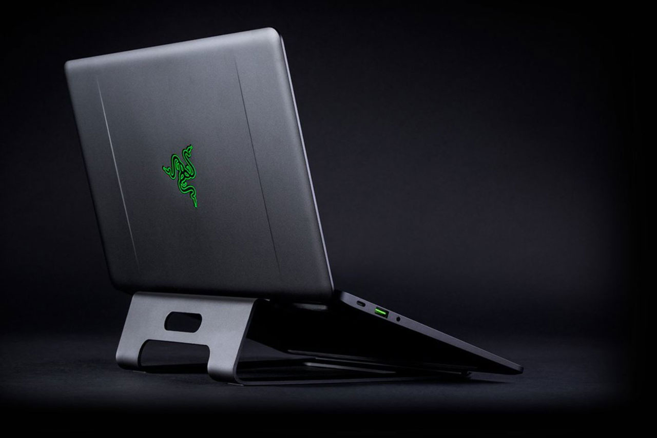 Razer Laptop Stand: Ergonomic Design - Anodized Aluminum 