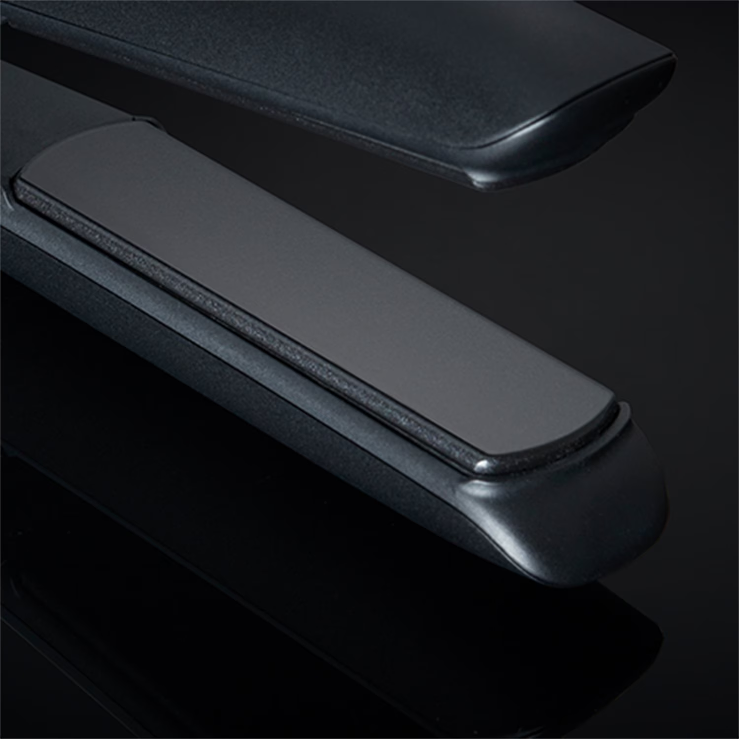 ghd Platinum Flat Iron + Styler (1 Inch Plate)